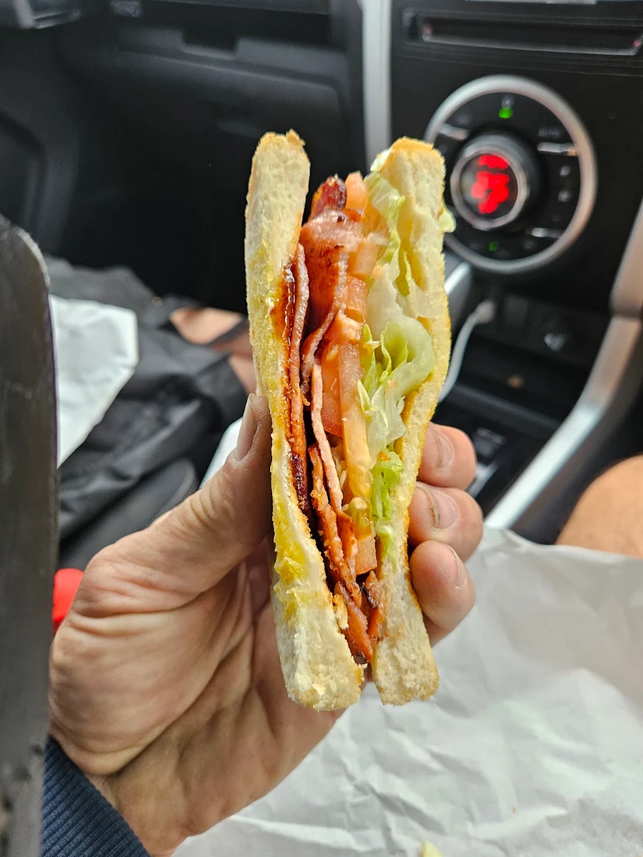 Highlights, Lytton Road Takeaway