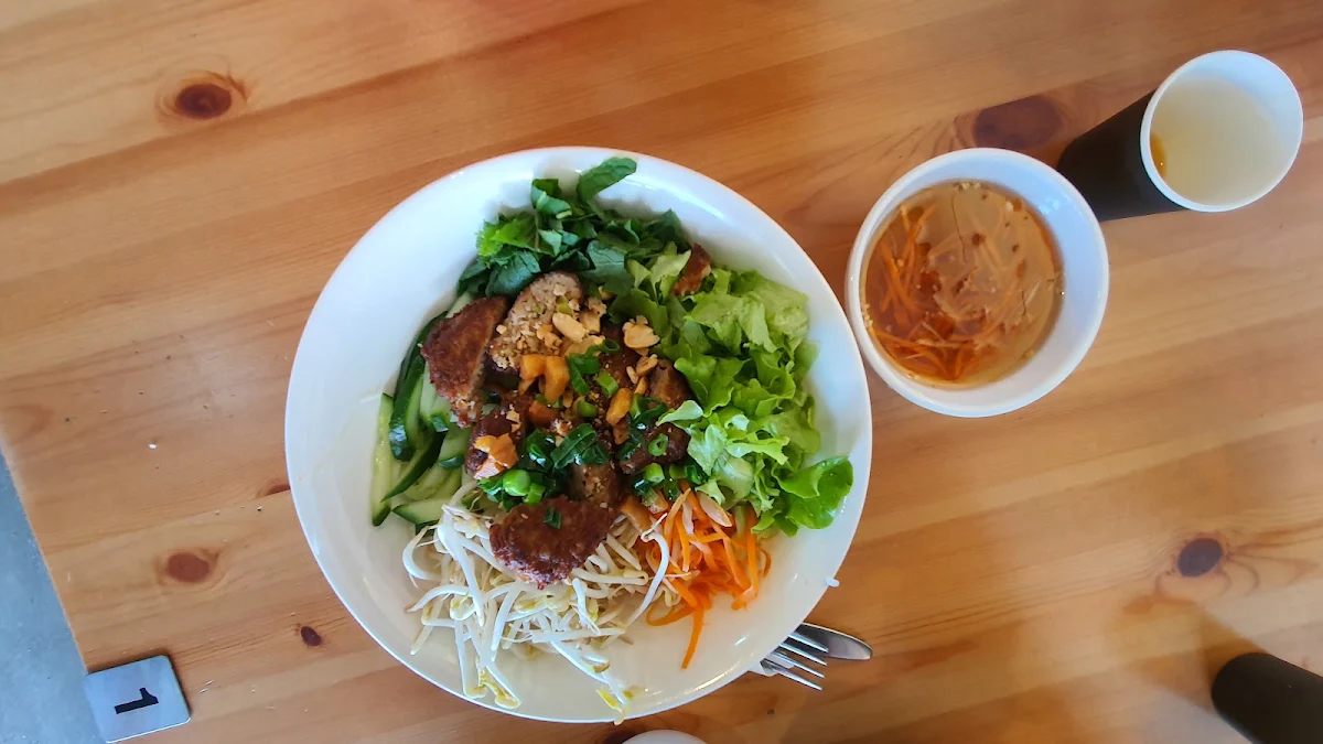 Highlights, Pho An Nam