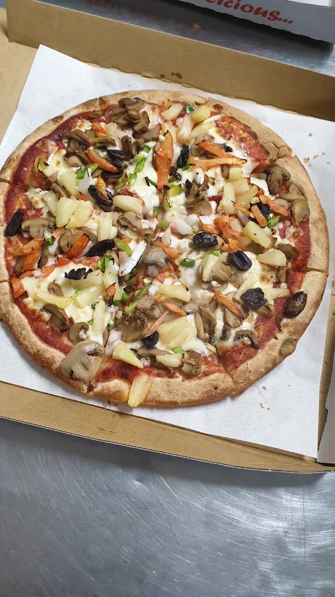 Highlights, Karrara Pizza