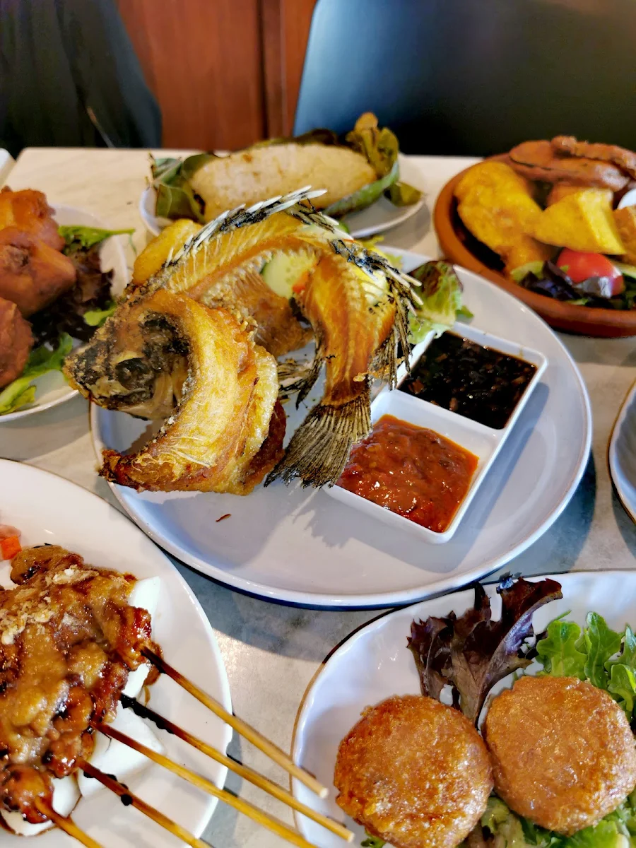 Fried Fish, Pondok Nasi Bakar