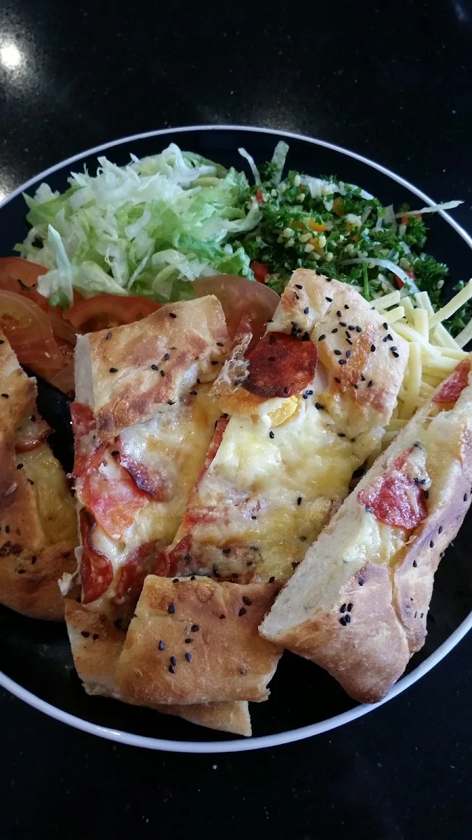 Pide, Yiros Central