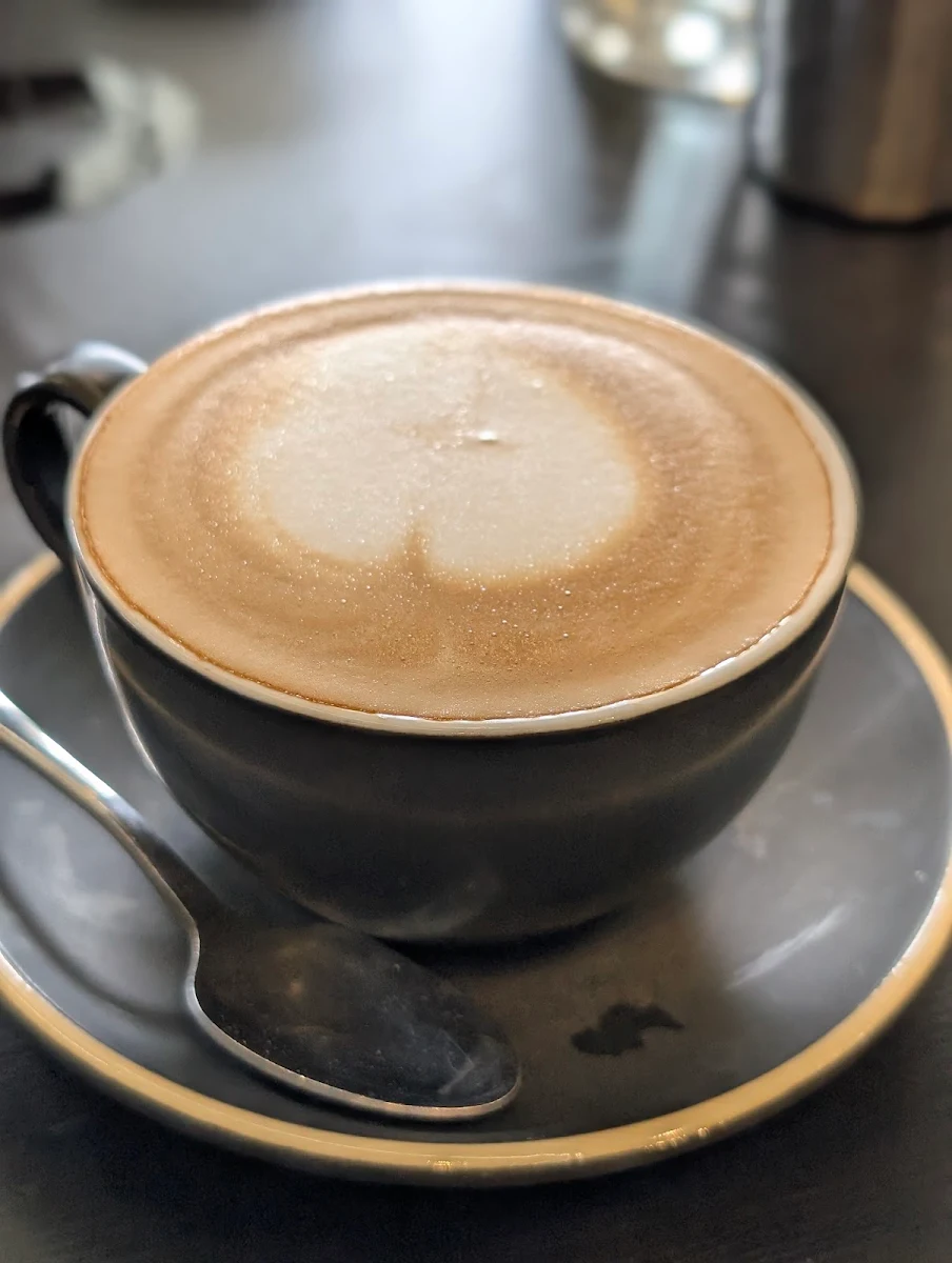Flat White, Polar Bear Of Leura