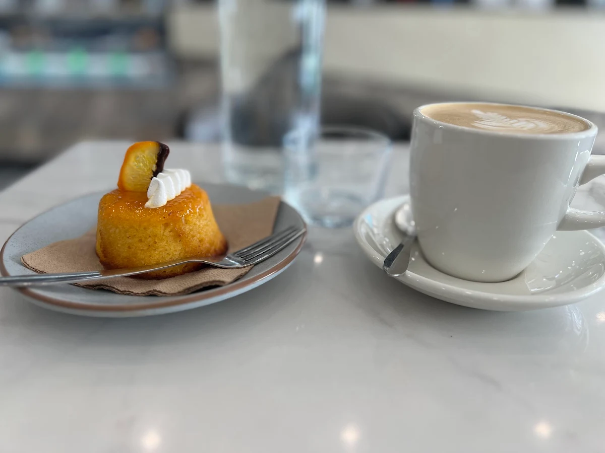 Highlights, Black & White Espresso In Lanyon