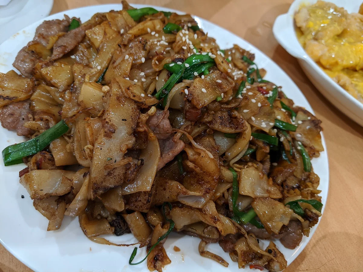 Stir-Fry Beef Rice Noodle with XO Sauce