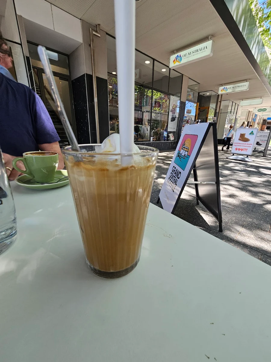 Iced Coffee, Elsa