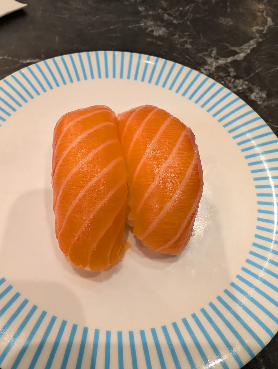 Salmon Sashimi 7pcs