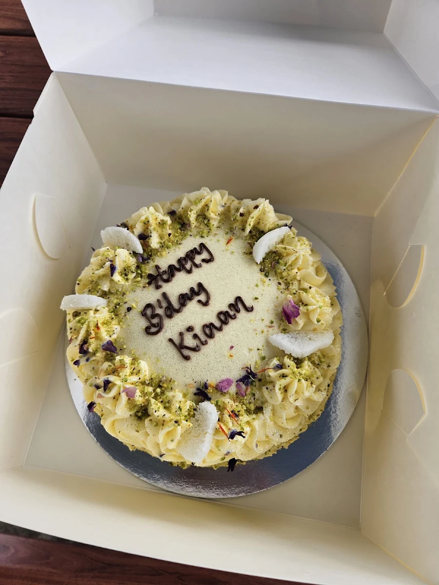 Rasmalai Cake, Sweet snax cafe