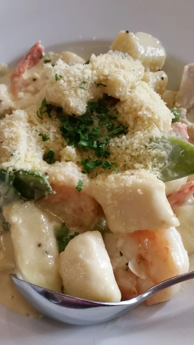 Gnocchi Chicken Tiger Prawns and Snow Peas in a Creamy Mustard Sauce