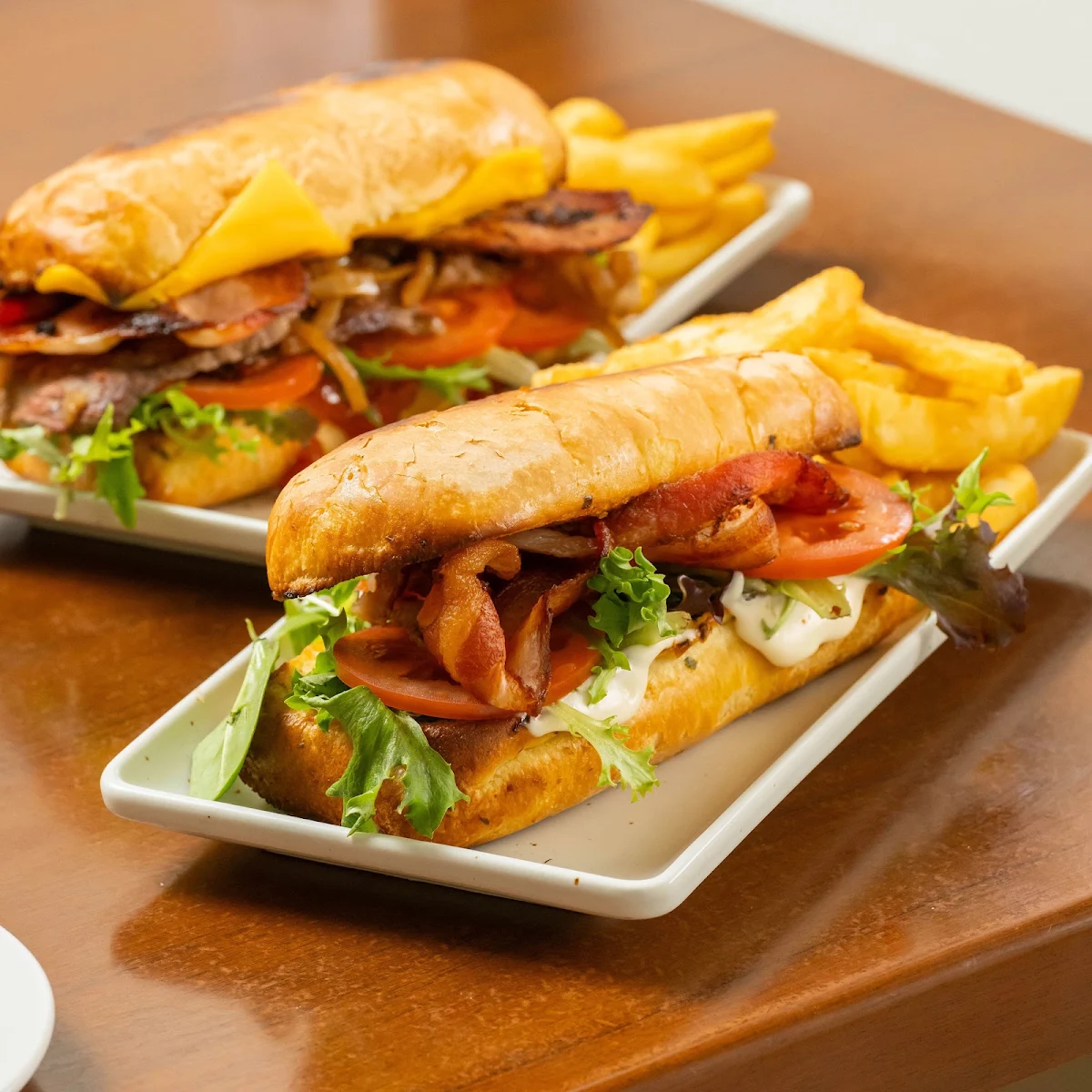 Steak Sandwich, Alma Hotel