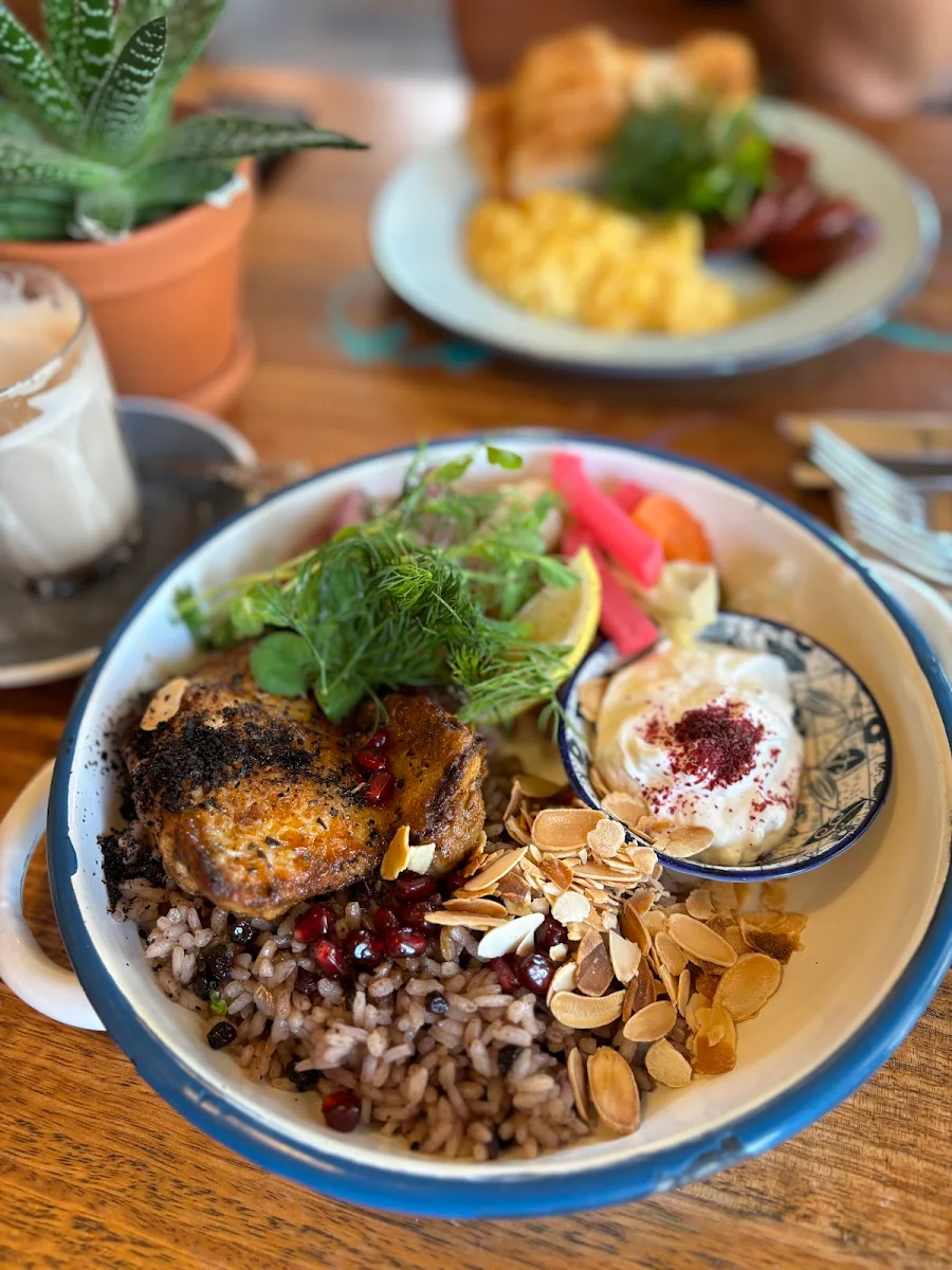 Highlights, Lydiard General Cafe & Diner