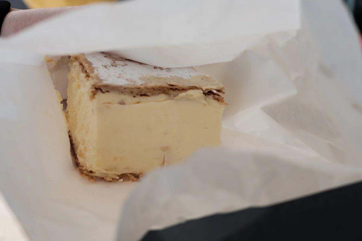 Vanilla Slice, Paris Hot Bread in Mordialloc