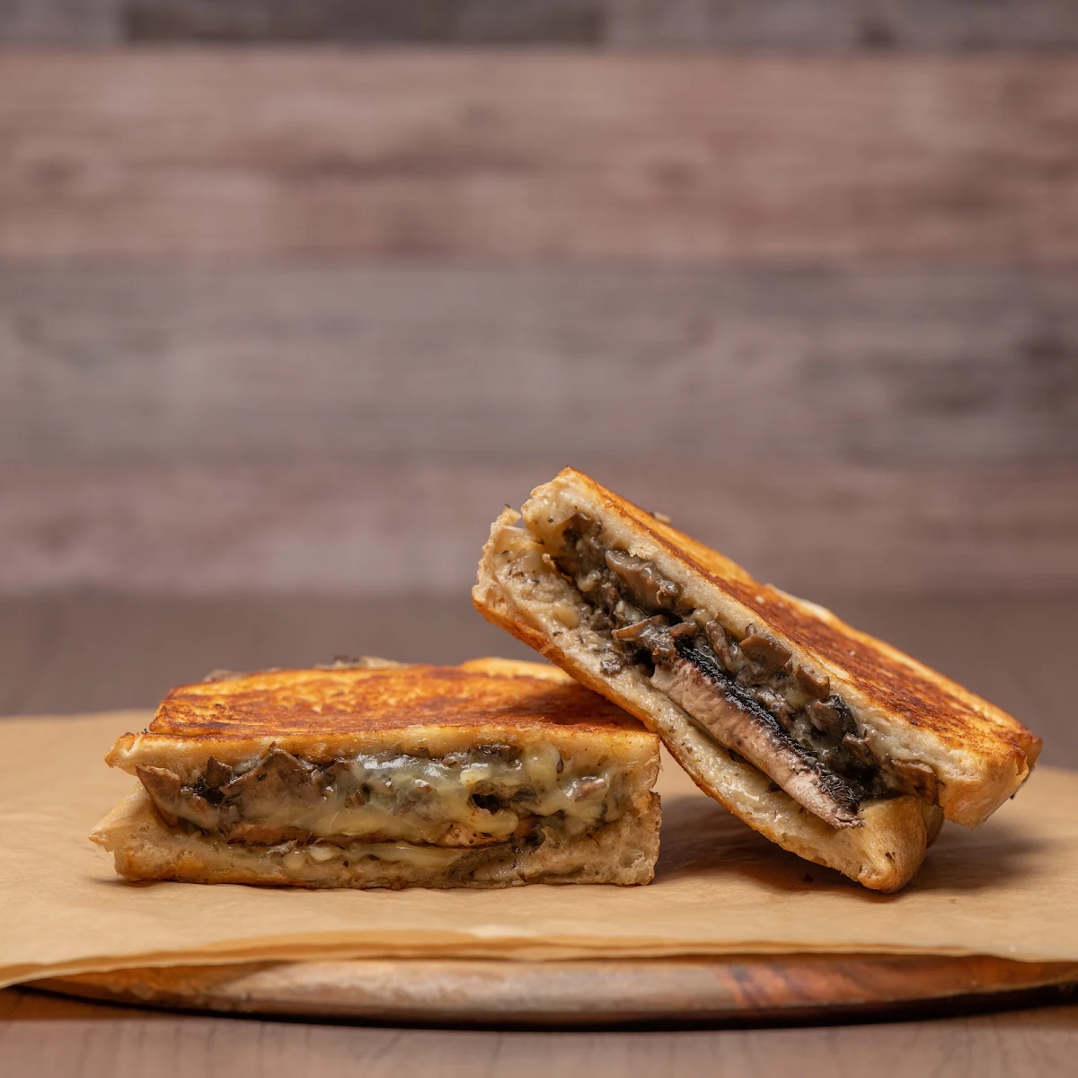 Highlights, Wally's coffee & toasties