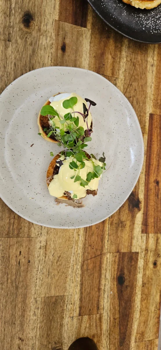 Smashed Avocado, Missing Gorilla