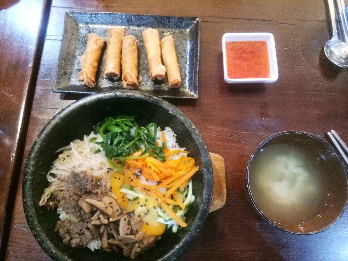 Single Set Meal Dolsot Vegetable Spring Roll