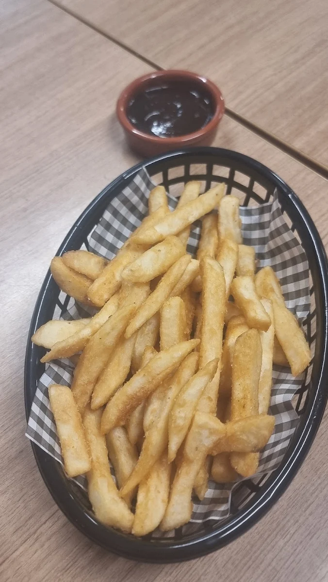 Chips, Cakes N Shakes