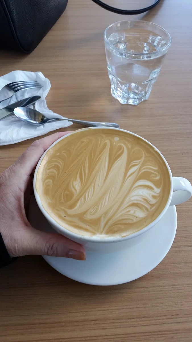 Flat White, Stellarossa Narangba