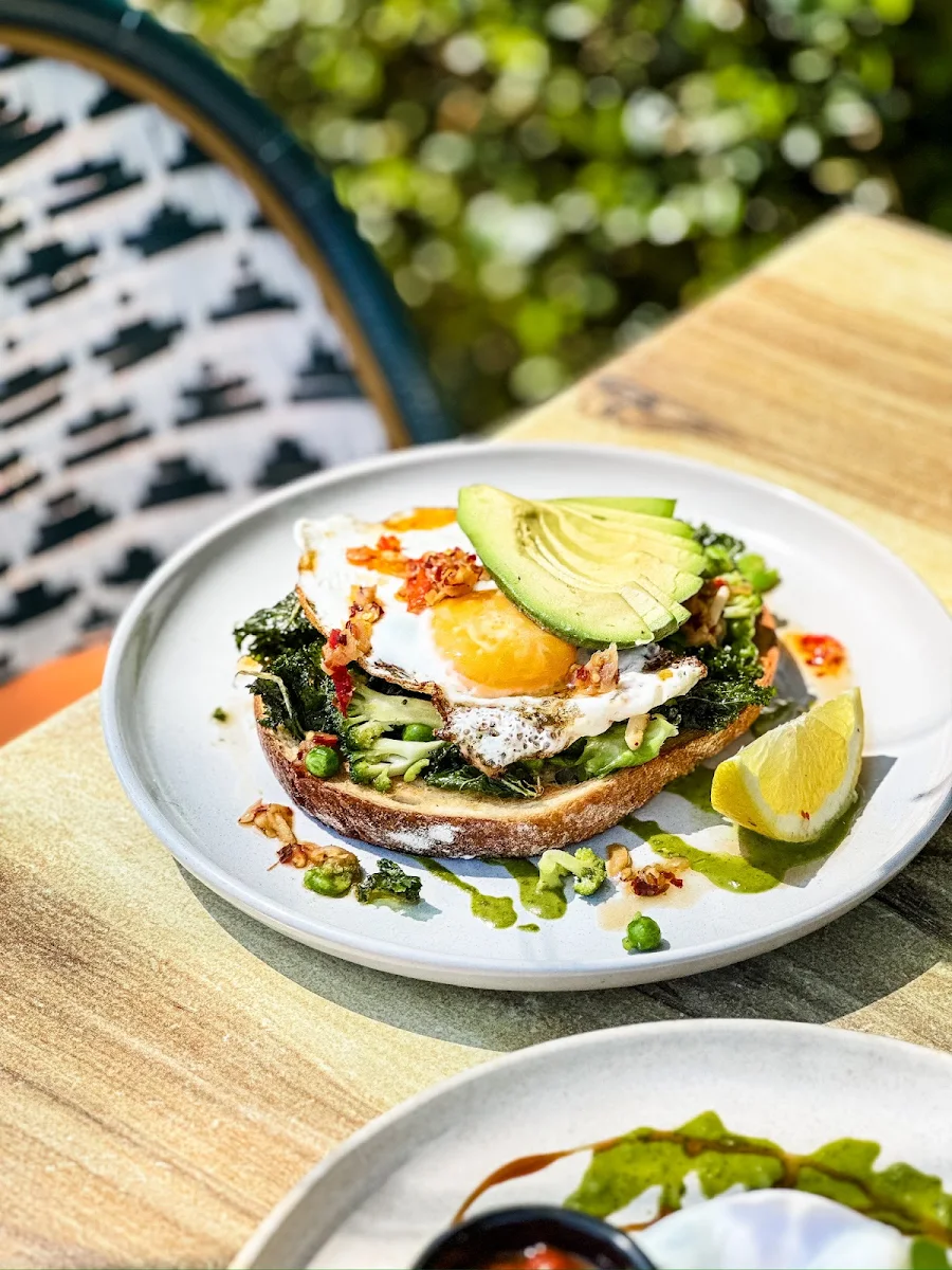 Smashed Avocado, The Pantry Forresters Beach