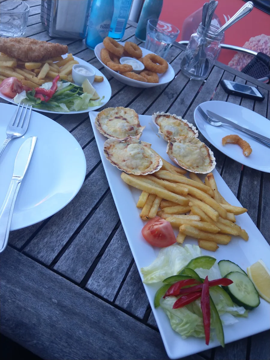 Highlights, Pelican Shores Café and Marina