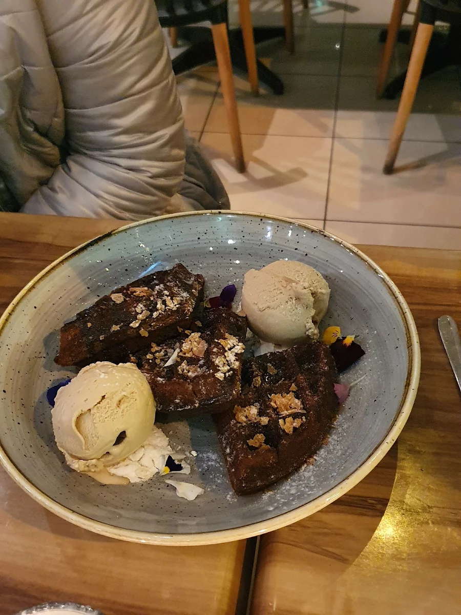 Sticky Date Waffles