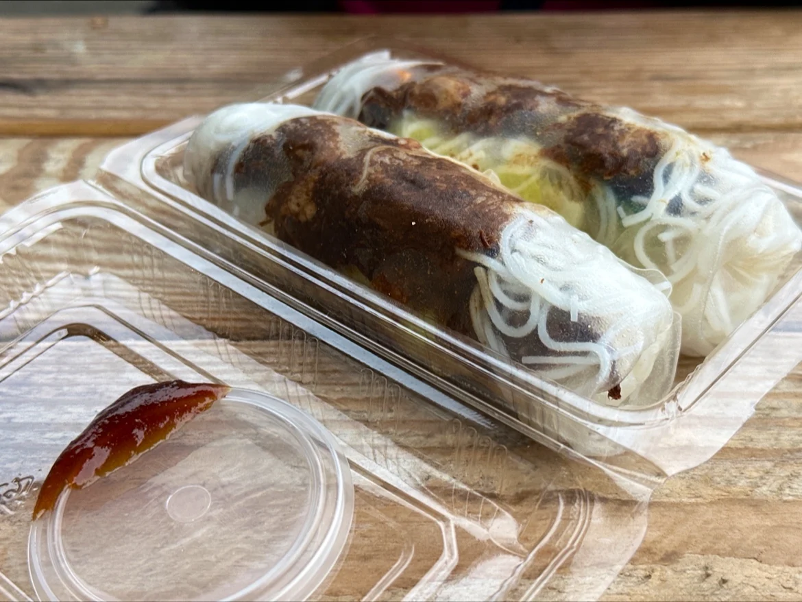 Chicken Roll, The Main Corner