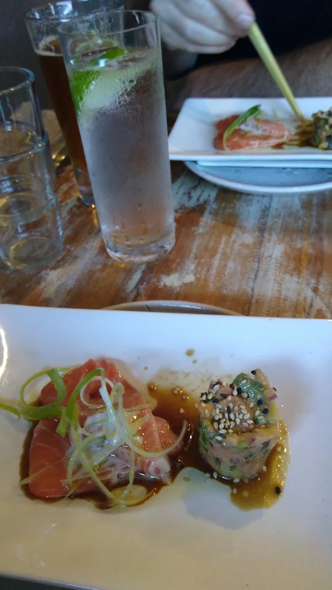 Sashimi, The Main Corner