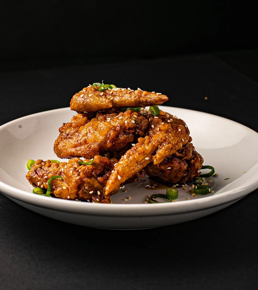 Crispy Wings, Chow Haus