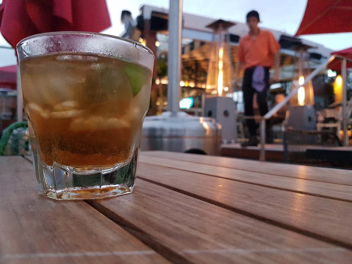 Canadian Club & Dry