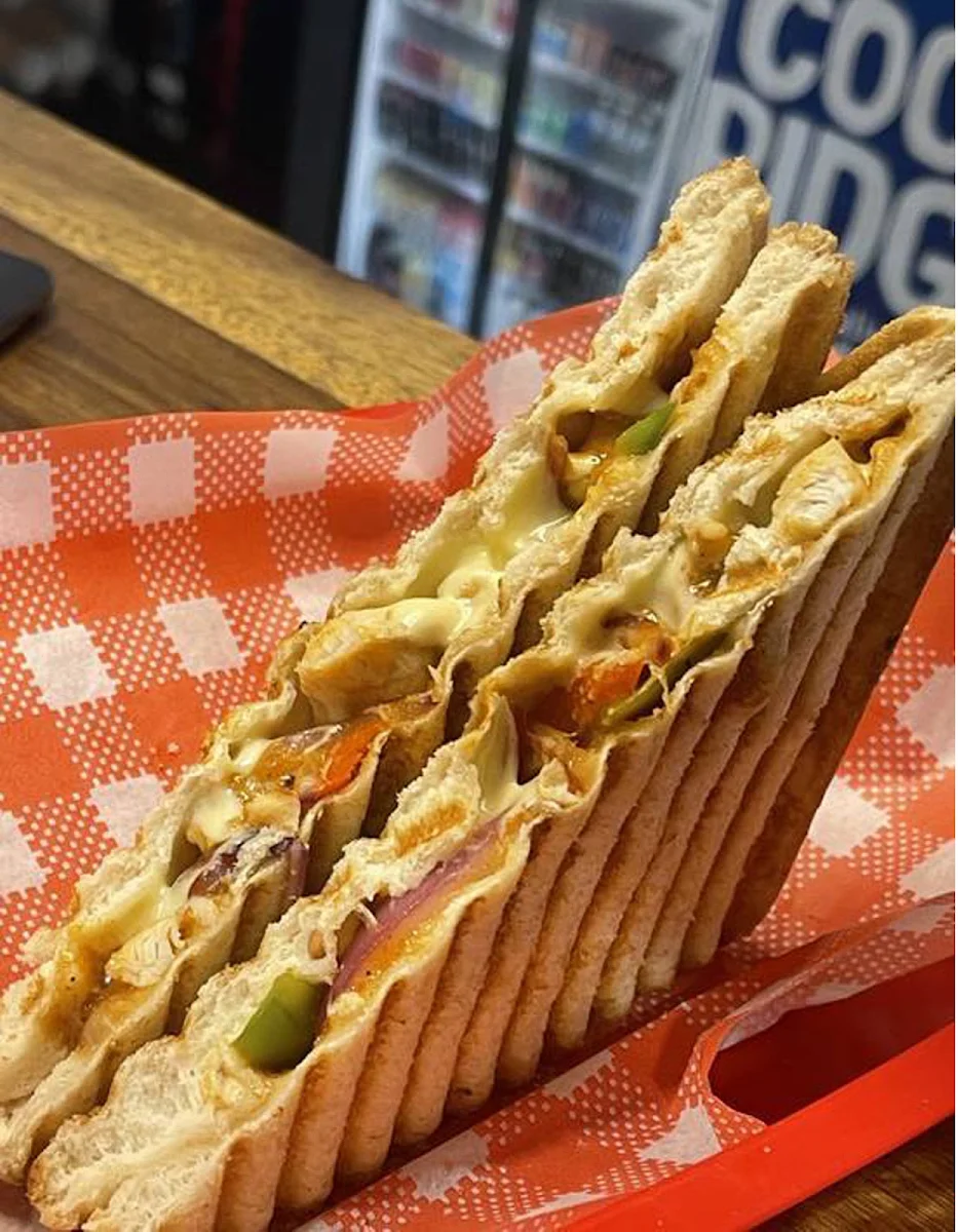 Highlights, Grilled Toastie Bar
