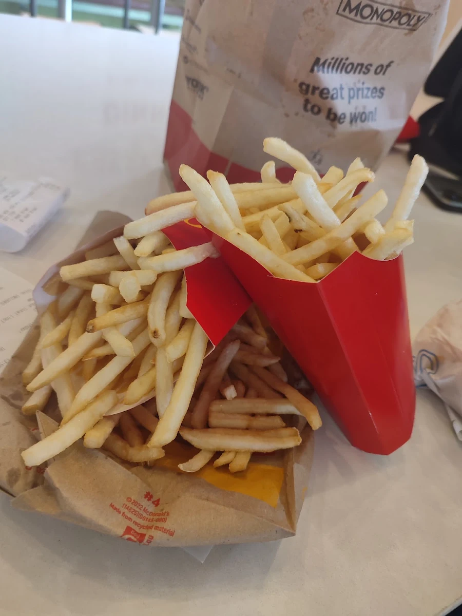 Chips, McDonald's Victoria Park