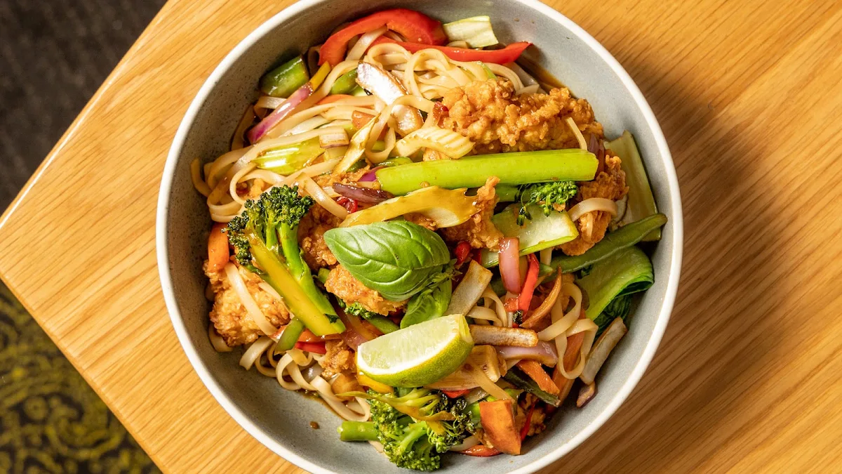 Chicken & Cashew Stir-Fry