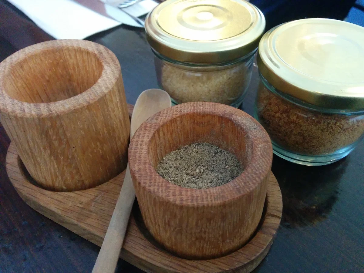 Salt Pepper, Le Miel Et La Lune (han le miel)