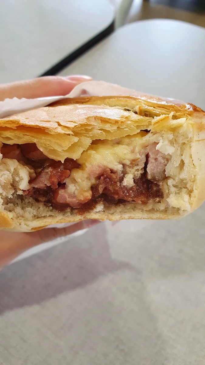 Aussie Pie, Pinjarra Bakery (Pinjarra)