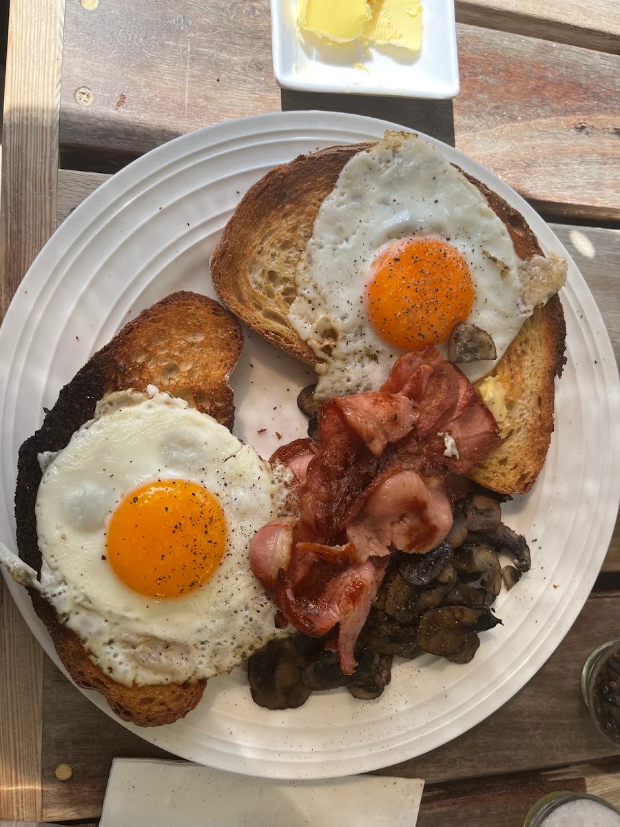 Fried Eggs on Sourdough with Balsamic Mushrooms