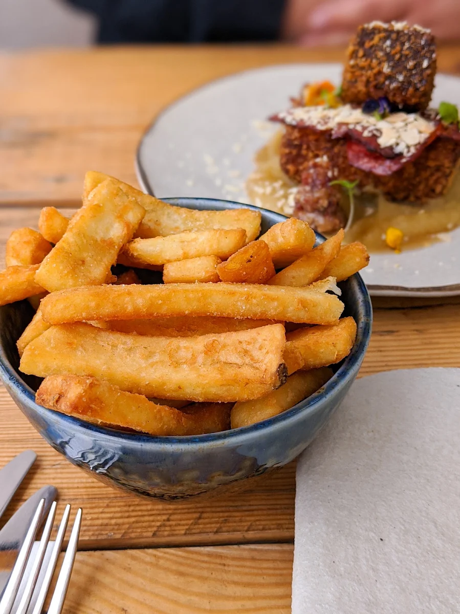 Beer Battered Chips, Blackwork