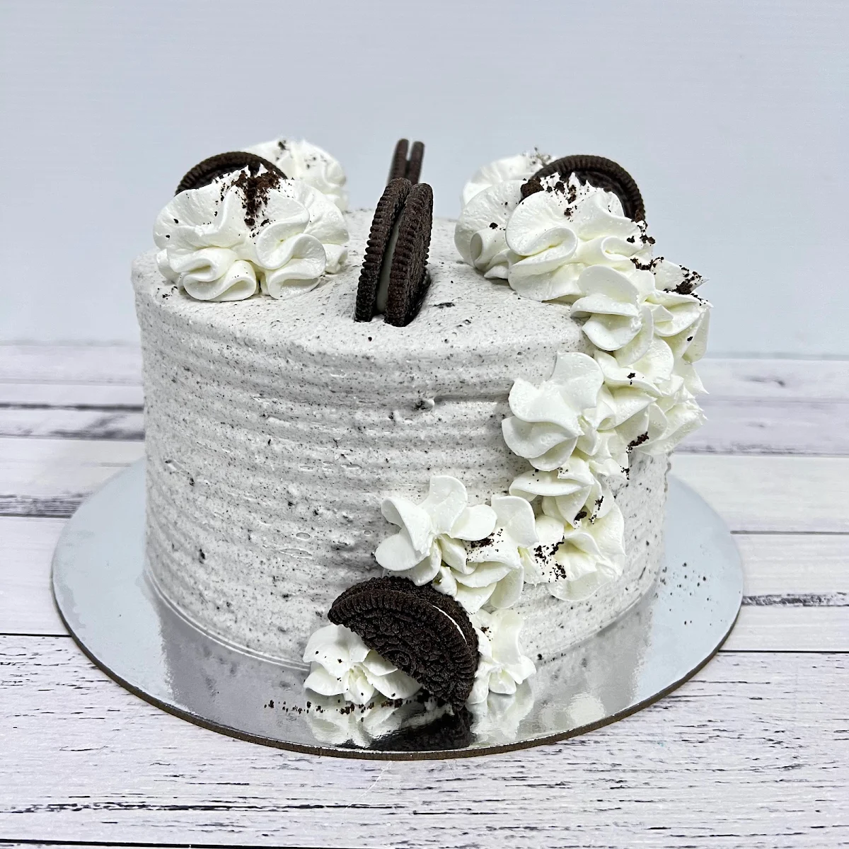 Cookies & Cream Birthday Cake Medium
