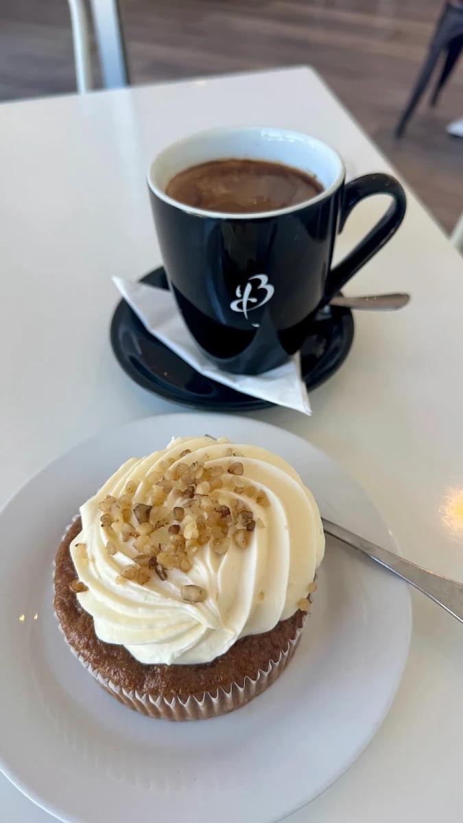 Highlights, The Point Cafe