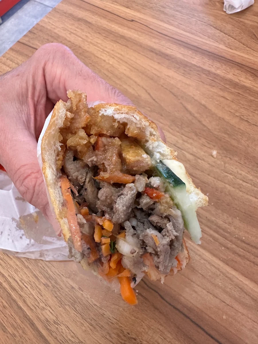 Crispy Pork Bánh MÌ