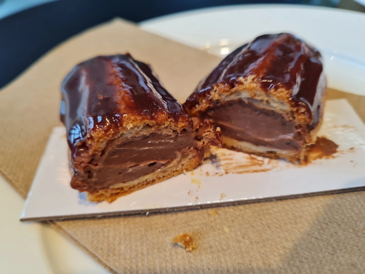 Chocolate Eclair, Da Orazio Pasticceria