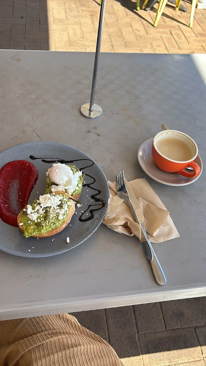 Highlights, Just A Little Cafe