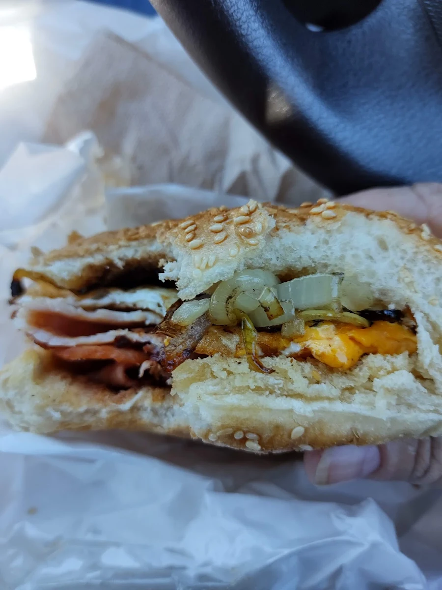 Breakfast Burger, Shelley Inn