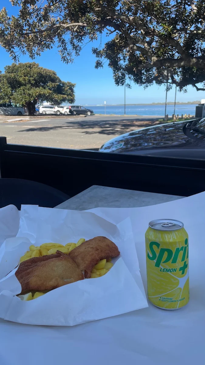 Cod & Chips Can, Shelley Inn