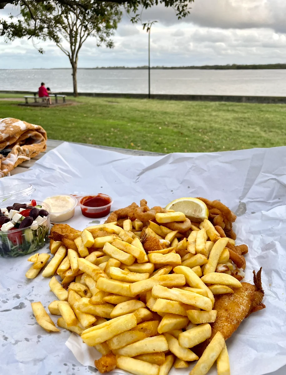 Crumbed Mooloolaba Whiting, Shelley Inn