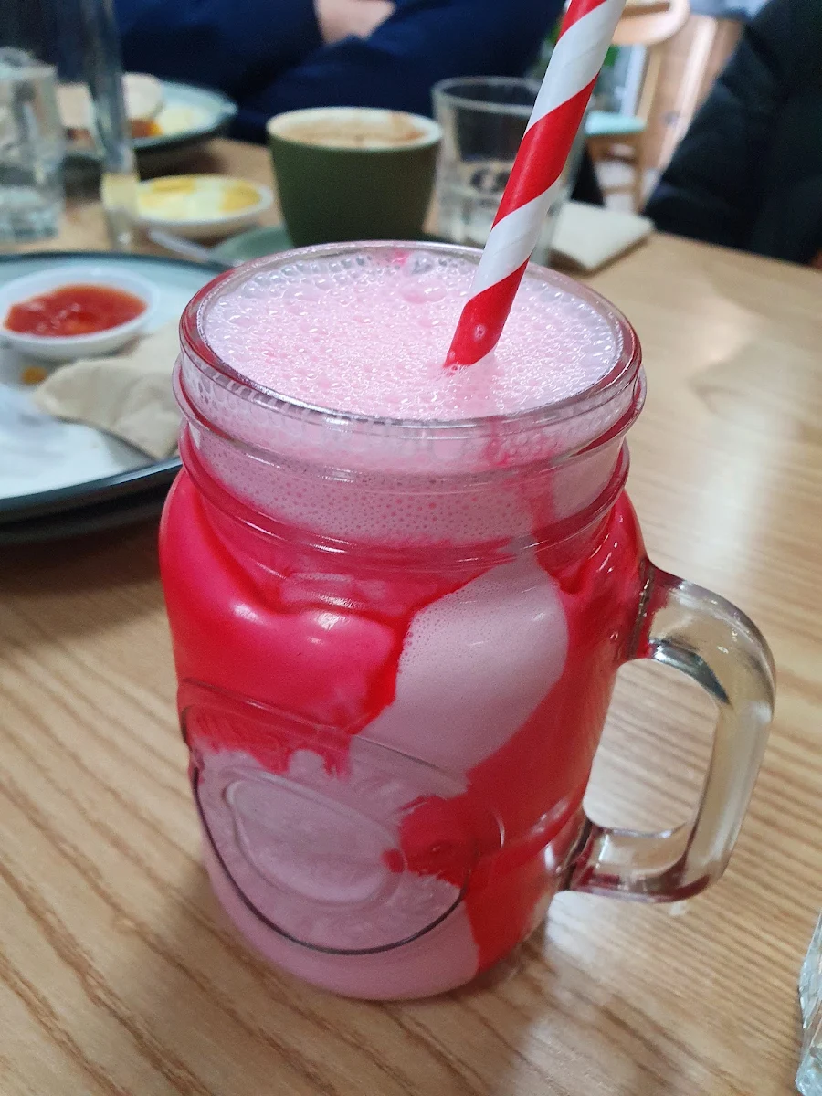 Strawberry Milkshake