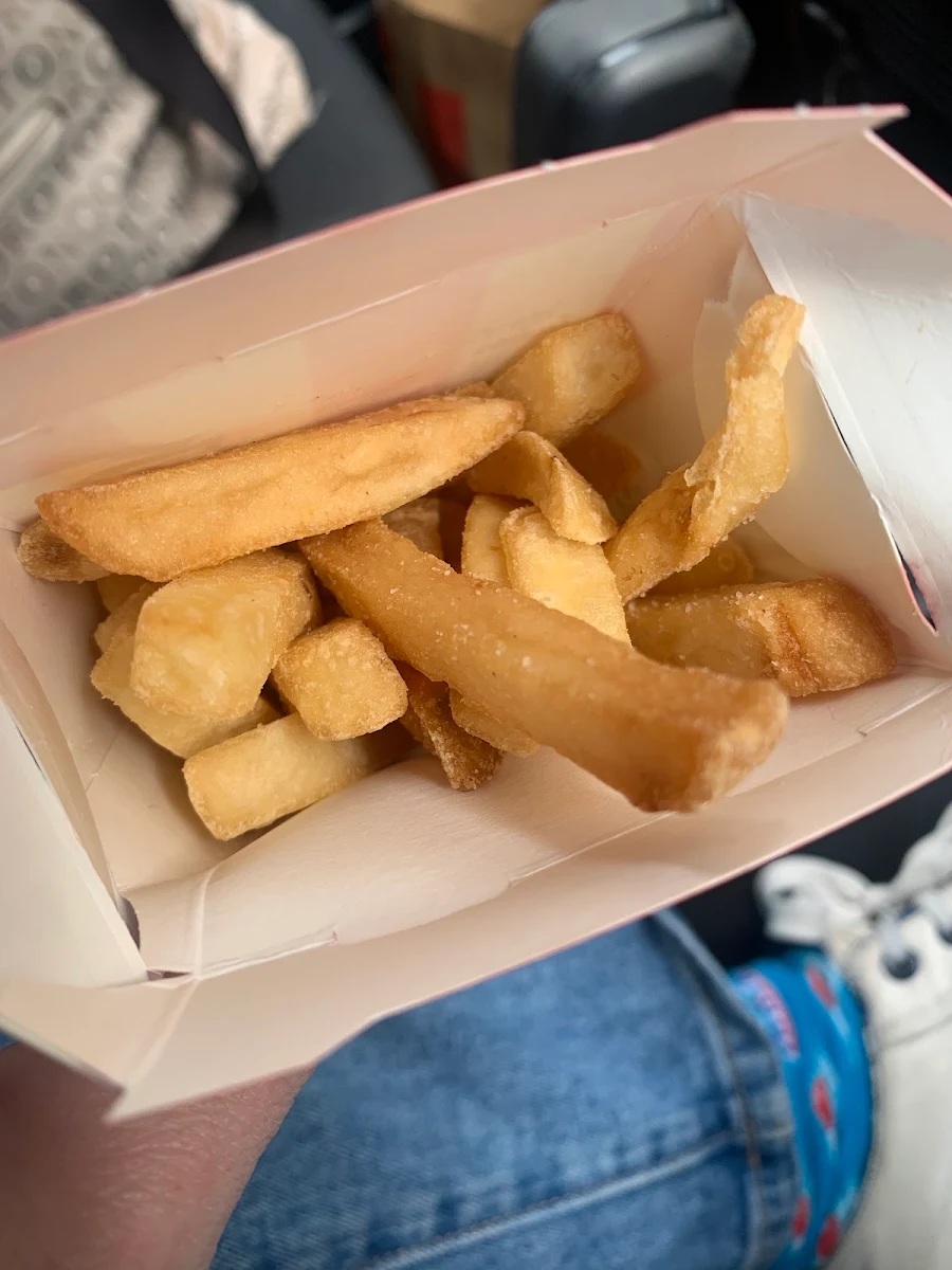 Large Chips, KFC Yamanto