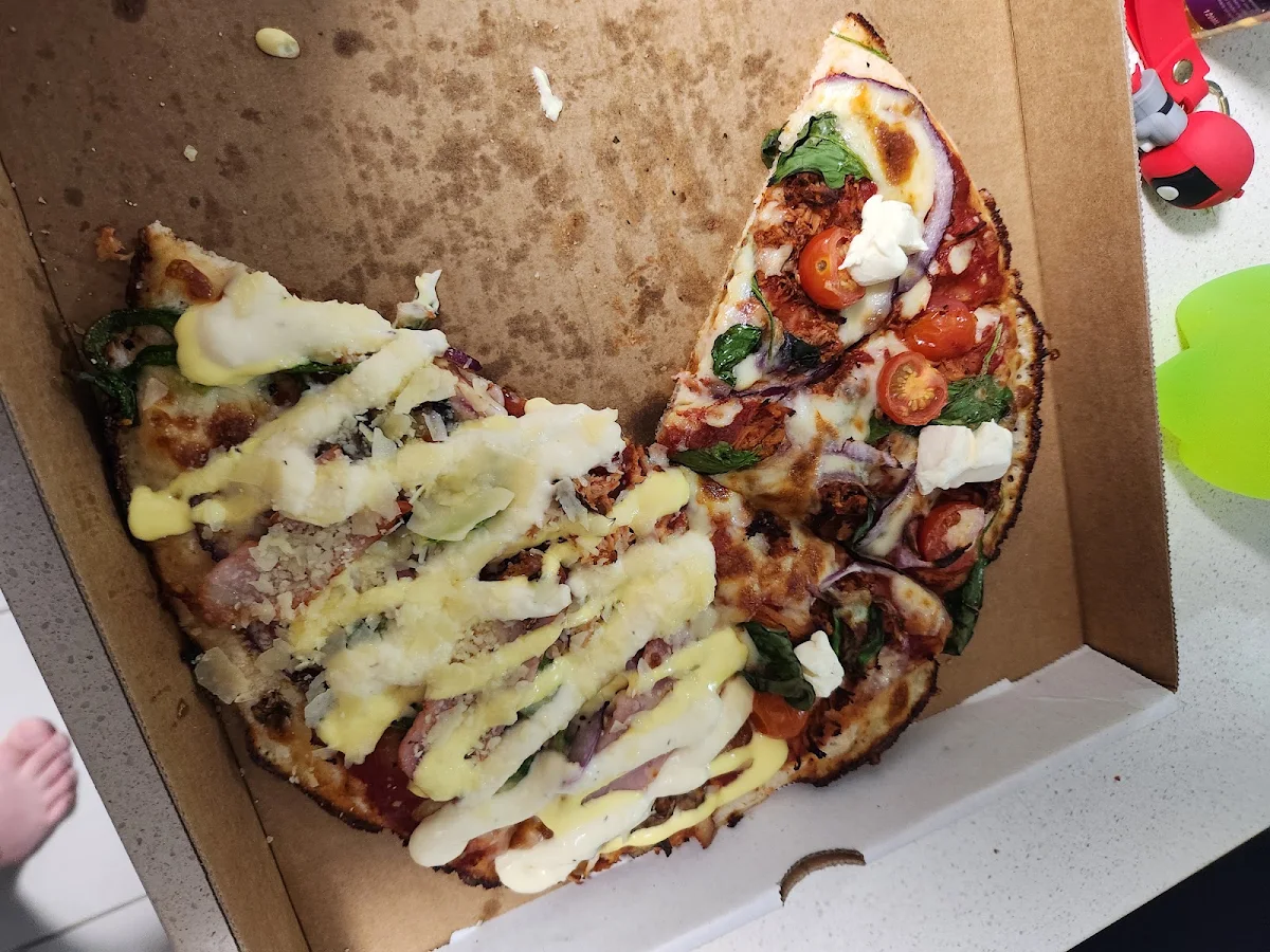 Highlights, Ma's Pizza Kitchen - Rural View