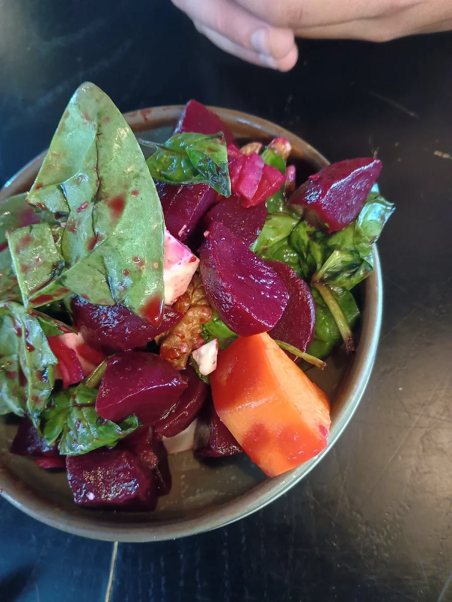 Beetroot & Feta Salad
