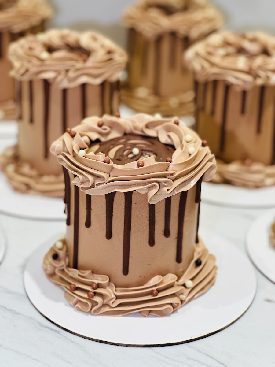 Highlights, CCT Sydney | Wedding Cake | Birthday Cake | Luxury Custom Cake Shop