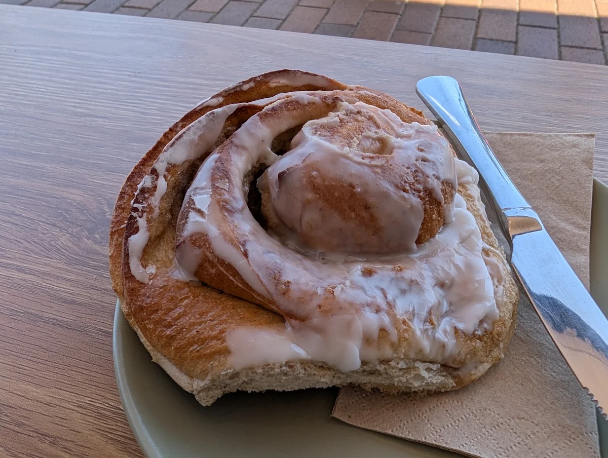 Cinnamon Scroll, Parfait patisserie