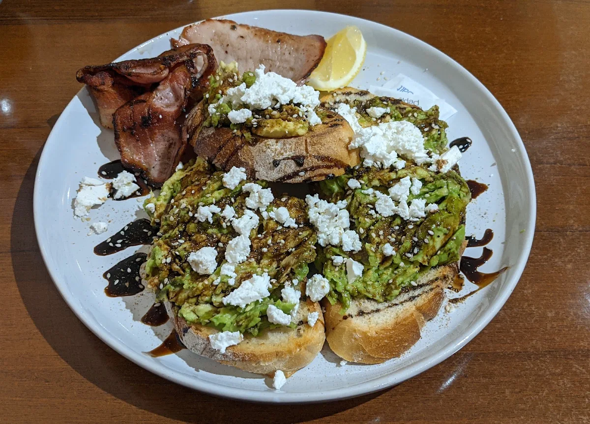 Smashed Avocado, Cafe Vivaldi