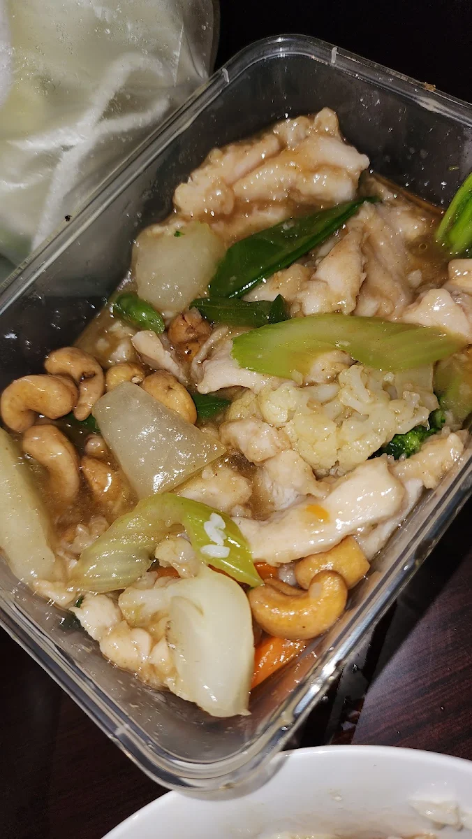 Cashew Chicken